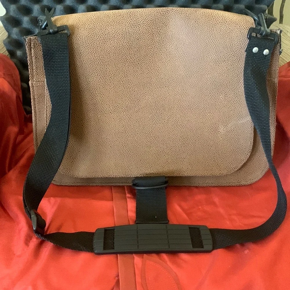 Puchibag small pet carrier, tote.